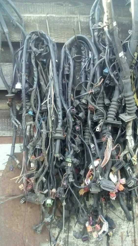 Проводка под капот Audi (Ауди) 80 B4 - Разборка Audi Motors Киев